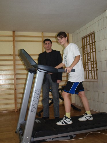 Nowy Sprzęt fitness w gimnazjum