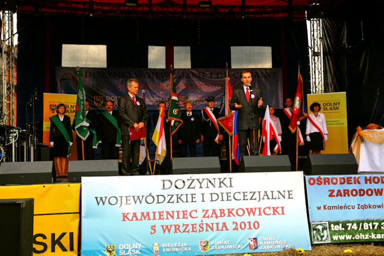 Dożynki Wojewódzkie i Diecezjalne w Kamieńcu Ząbkowickim