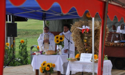 Nawet góry nas nie dzielą - święto plonów w Ratnie Górnym