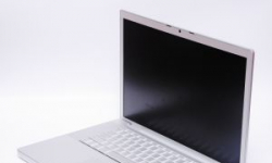 Skradzionego laptopa ukrył u koleżanki