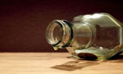 Na miejscu spożywał kradziony alkohol