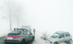 Mgła i niesprzyjające warunki na drogach. Pierwsze kolizje w powiecie