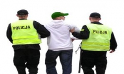 15-latek okradł w szkole kolegę