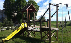 Nowe place zabaw w gminie Ciepłowody