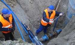 Remontują drogę i sieć wodociągową