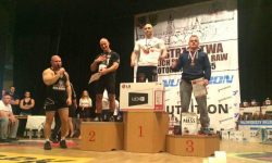 Wzniósł nad siebie ponad 200 kg, lecz nie wygrał. Buczko na podium w Złotoryi