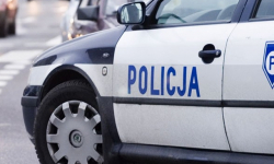 Zderzenie dwóch aut na ul. Legnickiej. Dwie osoby w szpitalu