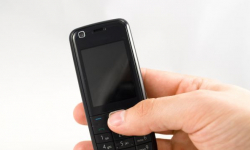 20-latek ukradł telefon komórkowy. Cieszył się nim zaledwie kilka dni