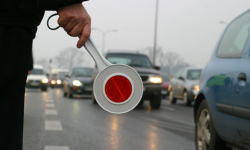 Miał blisko dwa promile i kierował Skodą. W aucie policjanci znaleźli też marihuanę