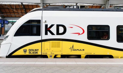 Odcinek kolejowy Piława Górna - Kłodzko Główne: zastępcza komunikacja autobusowa potrwa dłużej