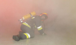 Strażacy-zawodowcy z Ząbkowic Śląskich ćwiczyli w komorze dymowej