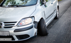 Kolizja dwóch pojazdów między Sosnową a Kamieńcem Ząbkowickim