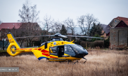W Grochowiskach lądował śmigłowiec LPR. Przyleciał do pacjentki zarażonej koronawirusem