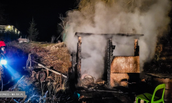 Pożar drewnianej altanki w Zwróconej