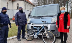 Policjanci znaleźli rower. Pojazd przez dwa lata czekał na właściciela, dziś trafił do DPS