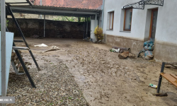 Ciepłowody: Konieczna była ewakuacja mieszkańców. Trwa liczenie strat, przyjedzie też wojsko