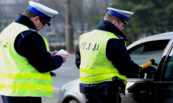 W ciągu doby zatrzymali czterech poszukiwanych i nietrzeźwego kierującego