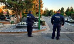 Zbliża się „Święto Zmarłych”. Policja apeluje o ostrożność