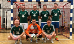 Strażacy-zawodowcy z Ząbkowic Śląskich najlepsi w turnieju halowym ku pamięci strażaków z Oławy