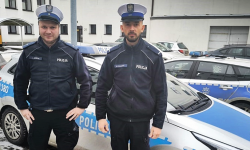 Nie zatrzymał się przed znakiem „STOP”. Zamiast mandatu dostał eskortę do szpitala