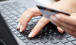 Kolejni oszukani w sieci. 40-latek stracił 25 tys. euro!