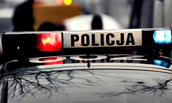 Dwóch nastolatków zatrzymanych. Trzykrotnie wybijali szyby w kiosku
