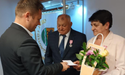 Złote Gody. Jolanta i Zbigniew Molińscy odebrali medal za długoletnie pożycie małżeńskie