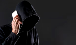 Oszuści przez cały dzień manipulowali kobietą. 53-latka straciła kilkadziesiąt tysięcy złotych