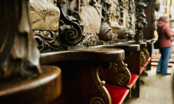 70 tys. zł na konserwację stalli dla henrykowskiej parafii