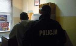 „Zamienił stryjek siekierkę na kijek”