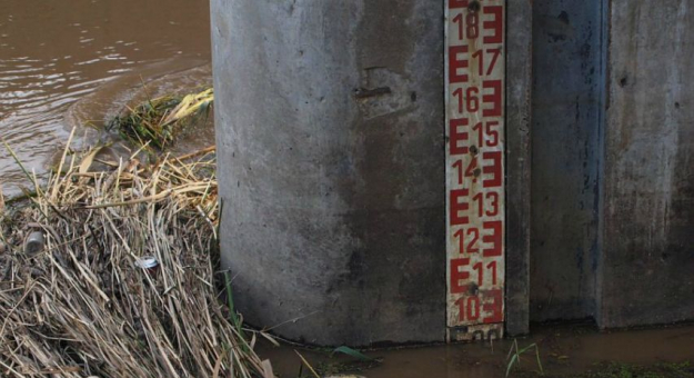 Intensywne opady mogą spowodować przekroczenie stanów ostrzegawczych w rzekach