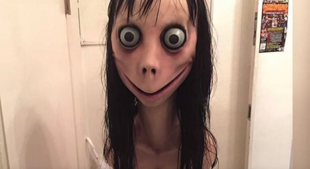 Lalka Momo - przerażająca postać przypominająca lalkę
