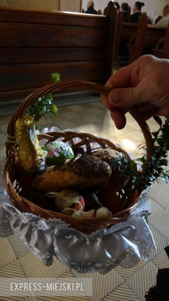 Święcone koszyczki wielkanocne