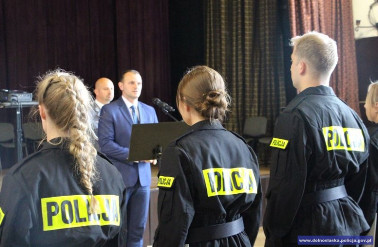 49 nowych policjantów złożyło ślubowanie
