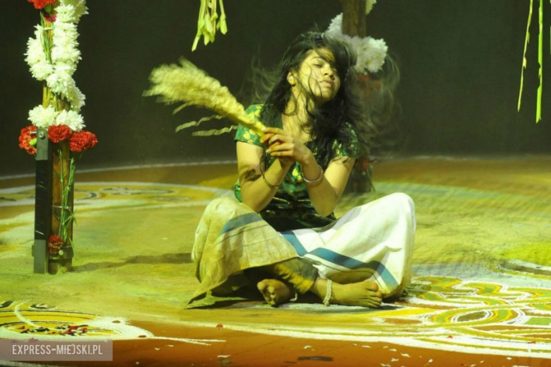Sarpam Thullal