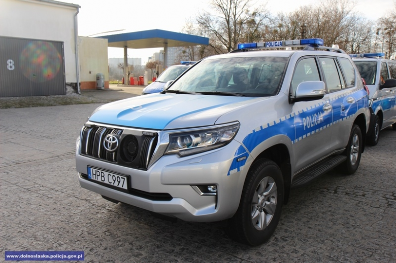55 nowych radiowozów trafi do dolnośląskiej policji