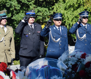 „Ludzkość musi położyć kres wojnie [...]”  Powiatowa Uroczystość Kombatancka w Ziębicach [foto]