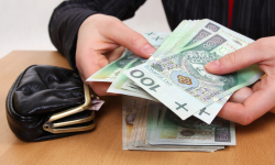 Ukradła 90 tys. zł z gminnej kasy