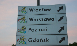 Nowe znaki w Kłodzku na Euro 2012 [foto]