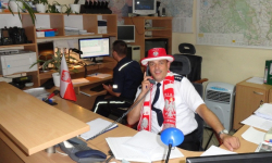 Policja Kłodzka w narodowych barwach [foto]