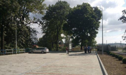 25 miejsc parkingowych w Brzeźnicy