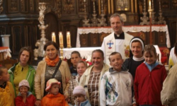 Tysiąc osób w Henrykowie na pielgrzymce osób niepełnosprawnych