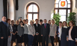 Nauczyciele w noworudzkim ratuszu