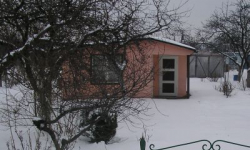 Włamali się do 27 altanek 