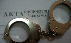 Nieletni sprawca bił i okradał ludzi
