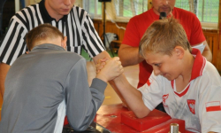 Najmłodsi zafascynowani armwrestlingiem