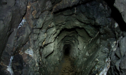 Otwarto tajemniczy tunel w Szklarach