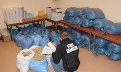 Magazynowali nielegalny towar, wpadli w ręce funkcjonariuszy