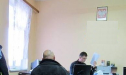 Włamał się do sklepu i ukradł orzechy