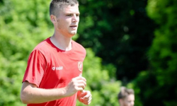 Zieliński zadebiutował, Łużny rozwiązał kontrakt